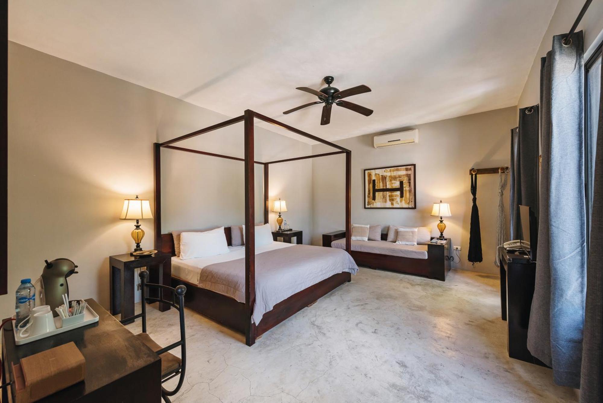 Hotel Hacienda Merida Vip Bagian luar foto