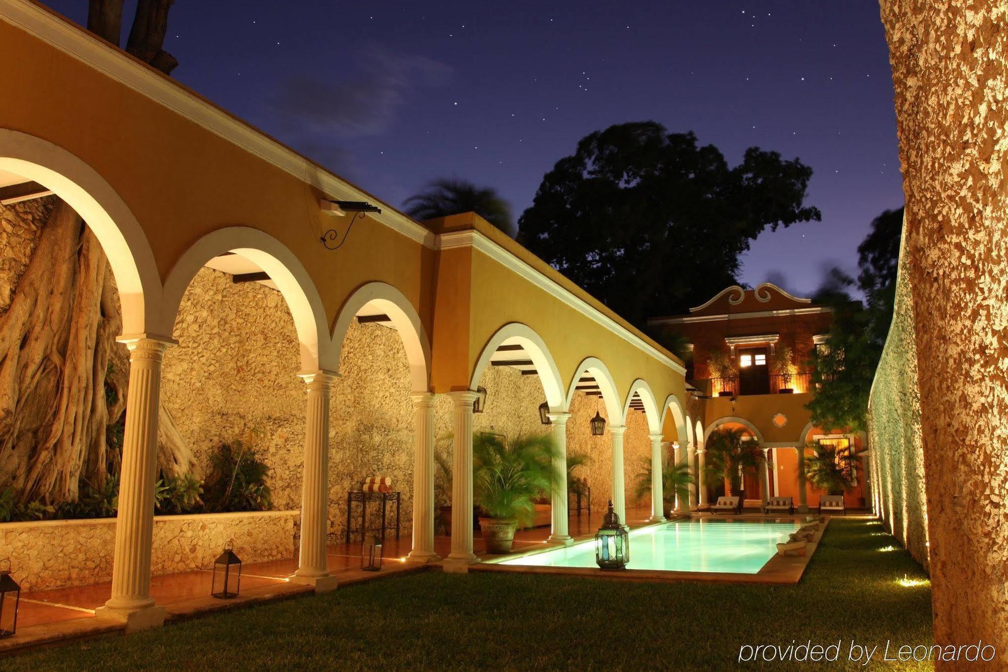 Hotel Hacienda Merida Vip Bagian luar foto