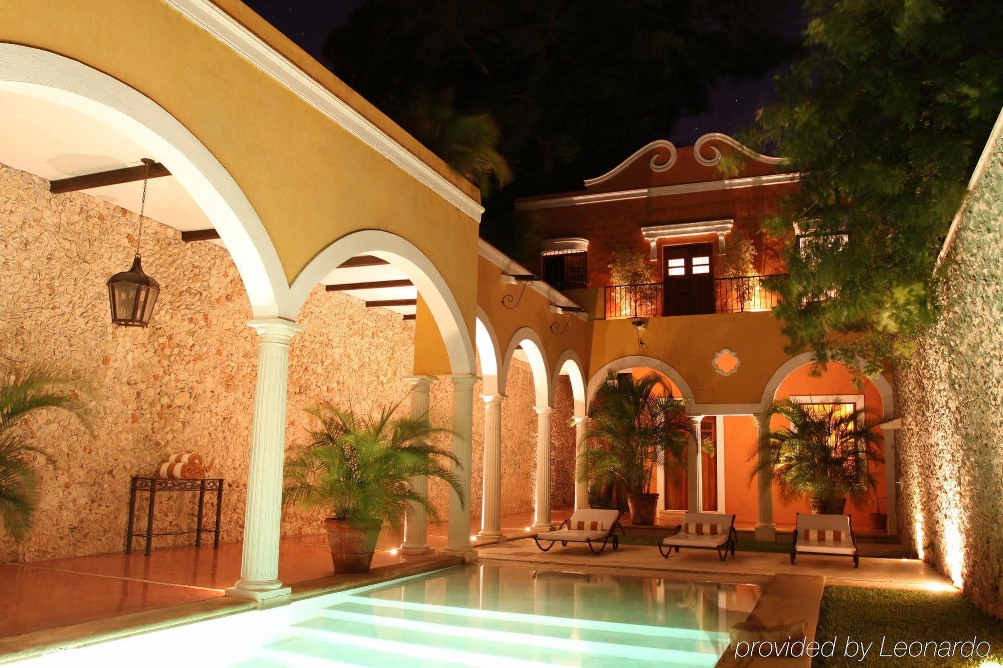 Hotel Hacienda Merida Vip Bagian luar foto